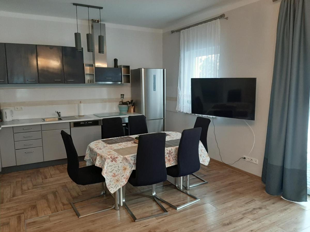 Am Bahnhof Apartamento Werneuchen Exterior foto