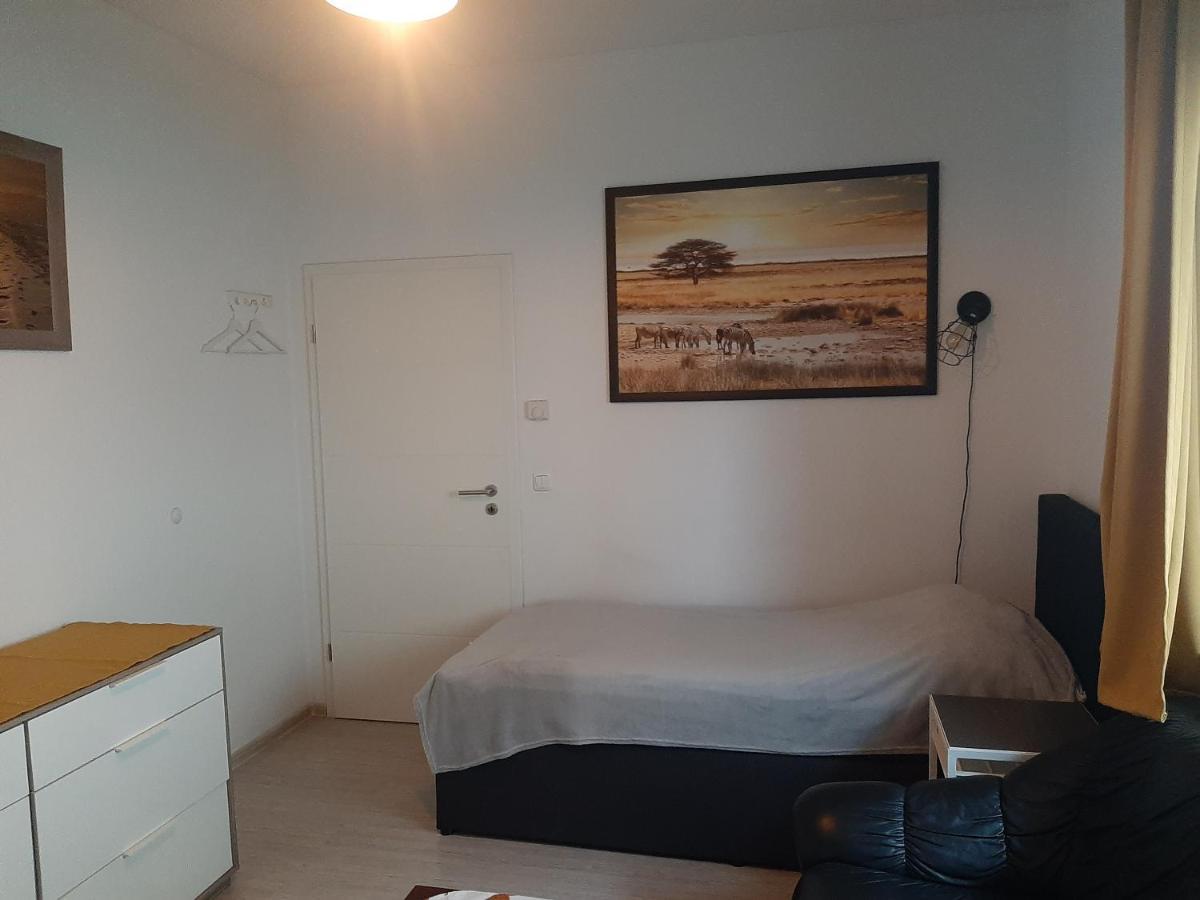 Am Bahnhof Apartamento Werneuchen Exterior foto